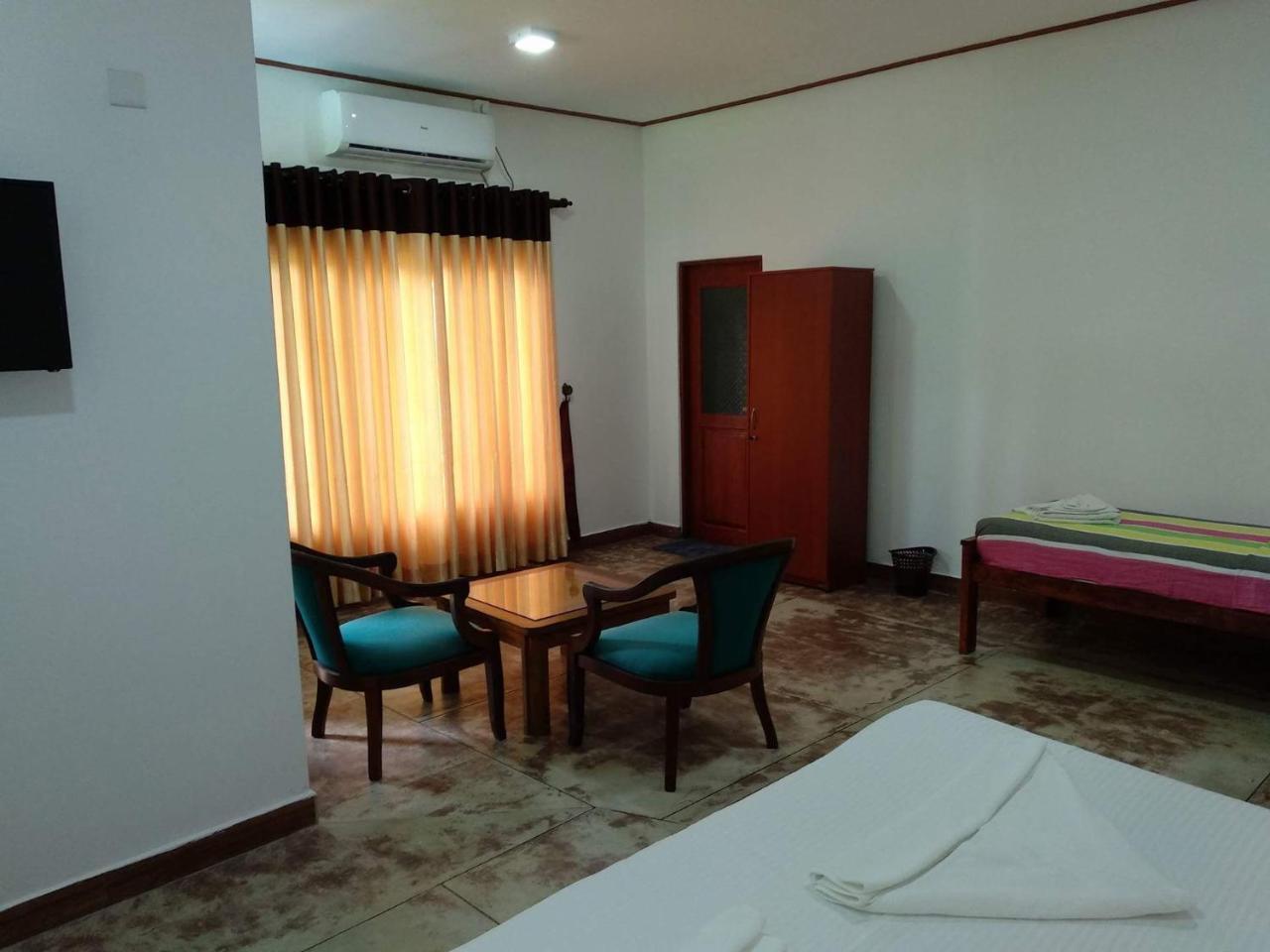Ocean Gate Negombo Bed & Breakfast Exterior photo