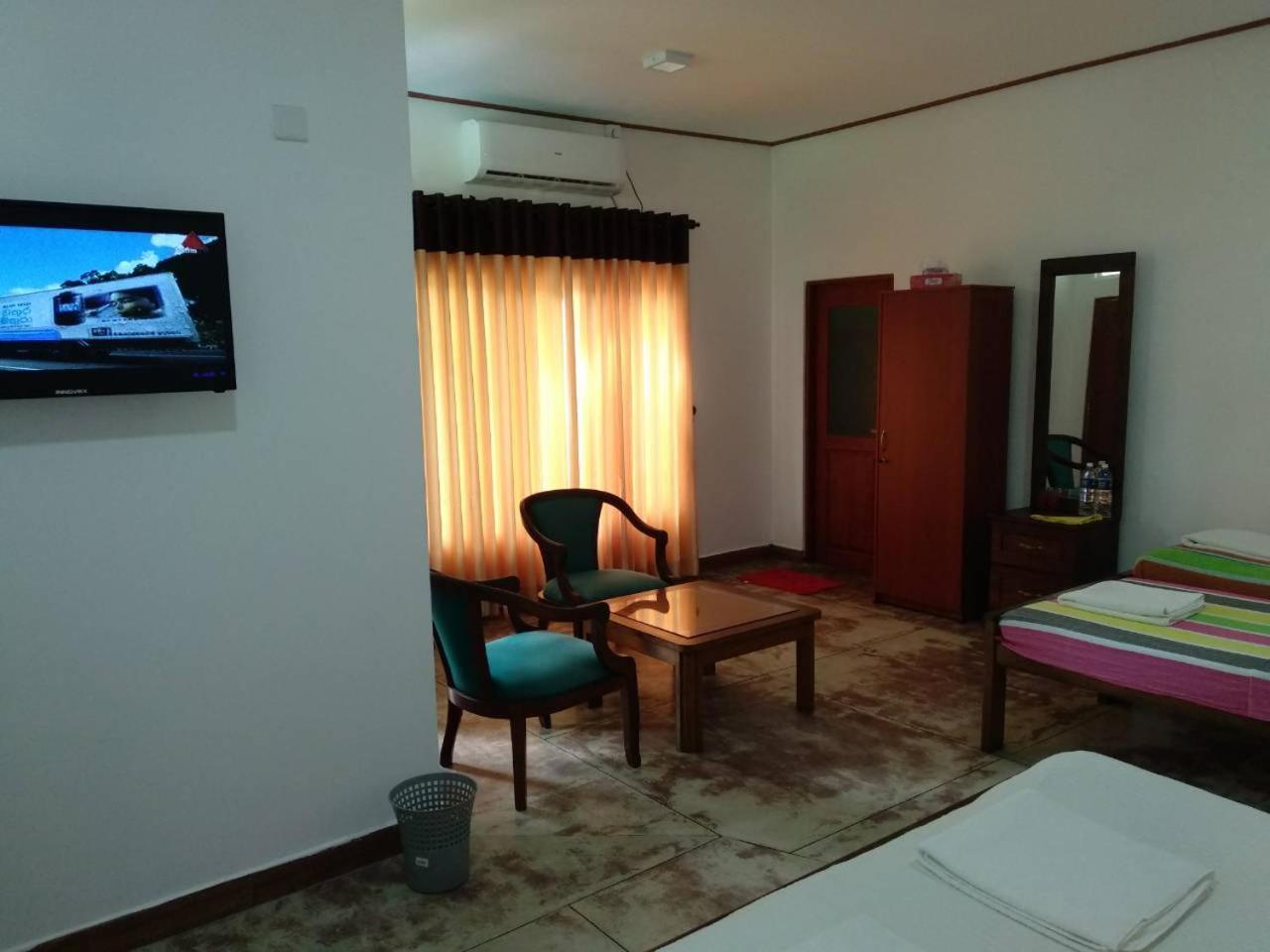 Ocean Gate Negombo Bed & Breakfast Exterior photo